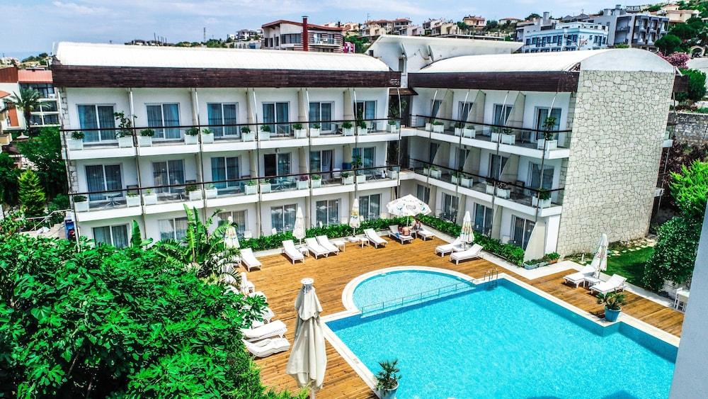 Otel Yeni Çeşme エクステリア 写真